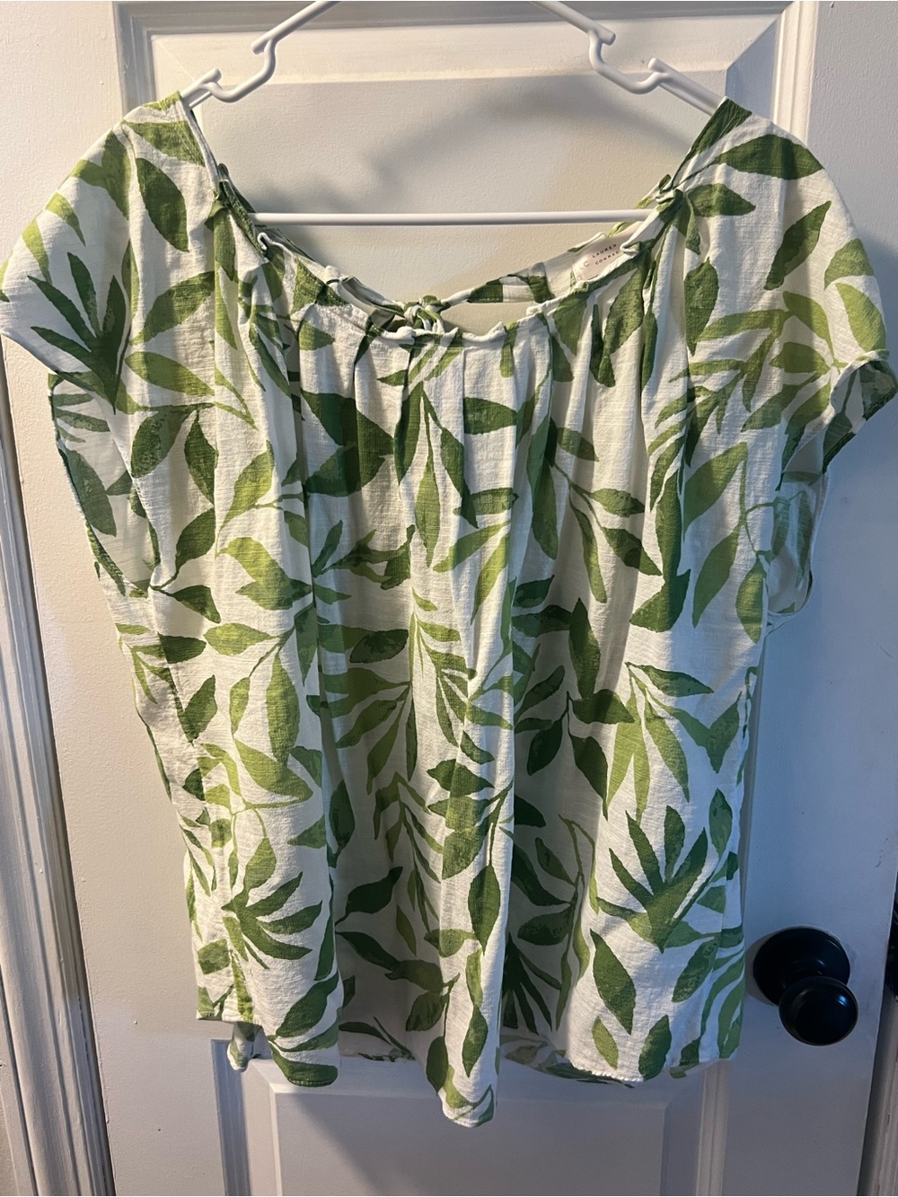 LC Lauren Conrad White Tunic with Green Leaf Print